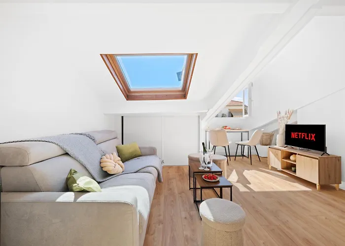 Charme & Soleil Au Dernier Etage Liberation *